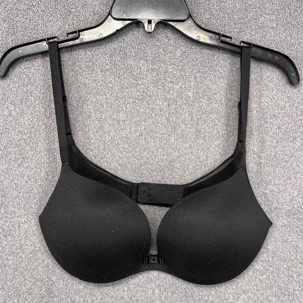 Victoria's Secret Plunge Bra Womens 32D Black Seamless Deep V Underwire Lingerie
